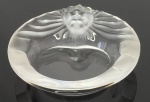 Cinzeiro de cristal assinado LALIQUE FRANCE, com figura de leão - 14,5 cm x 3 cm