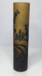 Belíssimo vaso Emile Gallé, vidro cilindrico assinado e datado 1900 - 23 cm x 5,5 cm