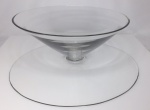 Lindíssimo Centro de mesa art deco em cristal BACCARAT, marca gravada na base - 34 cm diâmetro base - 14 cm altura