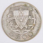 Lote composto por uma moeda Portuguesa de 5 Escudos  cunhada em 1947.