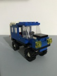 Lego carrinho Jipe, abertura de portas, capo basculante e porta traseira.