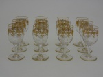 Doze taças de cristal Saint Louis, francês com decoração a ouro, altura 10  cm.