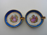 Par de cinzeiros em porcelana Limoges JF  com borda em metal dourado.