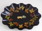 Bowl em laca preta chinesa. Comprimento 35 cm, largura 25 cm.
