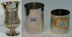PORTA LÁPIS(2) E JARRO - banho de prata Belprata(um necessita de banho 11x8 cm e 7,5x7,5 cm - JARRO - espessurado a prata, corpo em ramos e folhas pé circular (pq amassado no pé) 17 cm