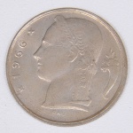 Lote composto por uma moeda Belga de 5 Francos cunhada em 1955.