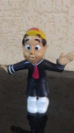 Boneco do Personagem Quico - Chaves, resina plástica com 10 centímetros de altura, conforme imagens.