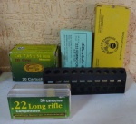 4 caixas de munições (vazias) + expositor plástico REMINGTON (14 centímetros) - Marcas e calibres diversos importados / cartão e EM DESTAQUE EXPOSITOR EM caixa plástica, conforme imagens.