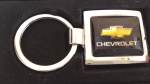Chaveiro temático CHEVROLET - metal medindo 7 centímetros - sem uso na caixa original.