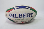 Maravilhosa Bola de Rugby promocioanl da empresa Gilbert (especializada em Rugby), comemorativa ao campeonato Six Nations Rugby Championship.