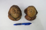 Par de Suportes de Parede de Velas com rosto de figuras humanas - Gesso antigo.