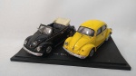 Volkswagen Beetle Fusca - 2 unidades - Fabricado pela Jouef - Ausência dos retrovisores e do farol do amarelo - Escala 1/43