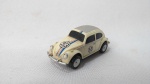 Fusca Beetle copm tema do Herbie 53 - fabricado pela Dickie em Plástico - Funciona fricção - escala aproximada 1/64 (mede 7cm)