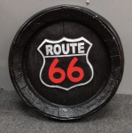 Objeto decorativo - Tampa de barril pintada alusiva a ROUTE 66 com 40 centímetros de diâmetro - sem uso.