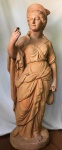 Maravilhosa estátua em terracota representando deusa da fortuna. Apresenta restauro e pequena perda na veste. Itália Séc. XIX. Aprox. 130 cm de altura.