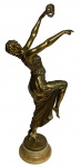 Joe DESCOMPS (1869-1950) - Espetacular e grandiosa escultura em bronze dourado, representando "dançarina com mascara na mão" , assinado na base, medindo: 65 cm alt.