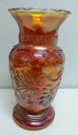 Pequeno jarro em vidro carnival glass em vidro fogo trabalhado cmo detalhes florais . Mede: 18 cm