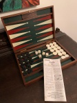 Gamão - Antiga caixa de jogo de gamão, completa.