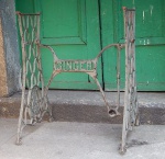 Base Singer em ferro fundido. (desgastes)