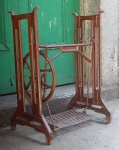 Base de ferro para máquina de costura.(desgastes)