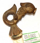 Torneira de bronze decorada