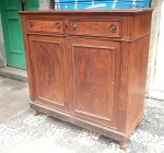 Meio armário império  em madeira nobre. med:1,35 cm alt x 1,35 larg x 58 cm prof.