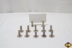 12 Marcadores de mesa com moeda em prata 925. Medindo 3cm de altura, pesando 185 gramas.