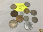 Lote composto de 11 moedas diversas para colecionador.
