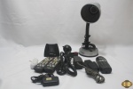 Lote diverso, composto de luminária, telefone sem fio, controles, fontes, etc.