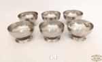 6 cumbucas  sorvete em aço inox . Medidas 5cm altura 9cm diametro