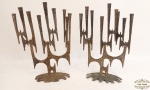 Par de  candelabro  9 velas em bronze. Medidas 34cm altura 25 largura