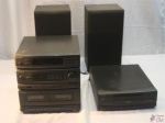 Aparelho de som Panasonic, modelo SA-DH44 Double cassette receiver, com compact disc changer Panasonic modelo SL-DH66, com 2 caixas de som.