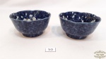 2 Cumbucas e, porcelana oriental azul e branca.Medidas: 6cm altura 11,5cm diâmetro.