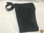 Lote de roupas masculina. Calça Social Hugo Boss TAM: 32 US / 42 BR e um cinto Hugo Boos. Ambas as peças em perfeito estado.Produto importado100% algodão