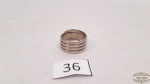 Anel  feminino em prata de lei, medida aro 15 peso 8 grs. Nao tem contraste