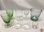 Lote composto de 4 taças, 3 copos e 1 balde de gelo em vidro, modelos e tamanhos diversos.