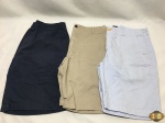 Lote de 3 bermudas Masculina. Composto por marcas ótimas como Richards , Hering, etc. 100% algodão , TAM : 42 .