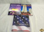 Lote de 3 livros, sendo eles: Where Guestbook Washington D.C.; Estates Bogotá; The golden book Buenos Aires.