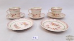 3 xicaras  de cafe porcelana inglesa decoradas com flores. composta 3 xicaras 5 pires .Marcação da base. Woods Burslem England.Medidas: xícara 7cm diâmetro e 5,5cm altura , pires 11cm diâmetro.