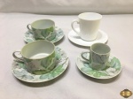 Lote de 1 xícaras de café e 3 xícara de chá em porcelana.