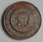 NUMISMÁTICA -  Medalha de premiação do torneio de pesca, sendo: Em bronze, temporada de pesca oceânica, 1975/1976, IATE CLUBE DO RIO DE JANEIRO, 68mm;
