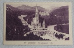 Cartão Postal Antigo - Igreja de Lourdes - Vue Plongeante - Séc. XX. Sem uso.