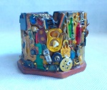 Espetacular Cinzeiro realizada com a técnica de assemblage,  Med. alt 7cm