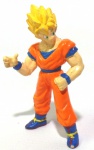 DRAGON BALL Z - BANDAI - Figura em vinil do personagem Goku SSJ2 da série Dragon Ball Z da marca Bandai. Medindo 6,5cm de altura.