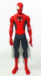 HOMEM ARANHA - TOY BIZ - Grande figura articulada em plástico do personagem Homem Aranha, peça original Hasbro. Medindo 29cm de altura. Obs: mancha no dedo da mão esquerda.