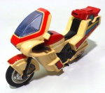 KAMEN RIDER - GLASSLITE - Moto do personagem Kamen Rider da marca Glasslite. Medindo 17cm de comprimento por 11cm de altura.