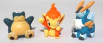 POKEMON - BANDAI - Lote contendo 3 figuras em vinil da série Pokemon da marca Bandai. Medindo aprox. 4cm de altura cada.