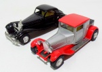 SUNNYSIDE - Lote contendo 2 carrinhos de fricção da marca Sunnyside. Medindo aprox. 11,5cm de comprimento cada. Obs: possuem marcas e desgastes na borracha das rodas.