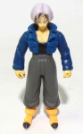 DRAGON BALL Z - BANDAI - Figura articulada em vinil do personagem Trunks da série Dragon Ball Z da marca Bandai. Medindo 12cm de altura.