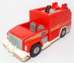 PLAYMOBIL - GEOBRA - Carro de bombeiros da série Playmobil, peça da Geobra. Medindo 32cm de comprimento. Obs: no estado.